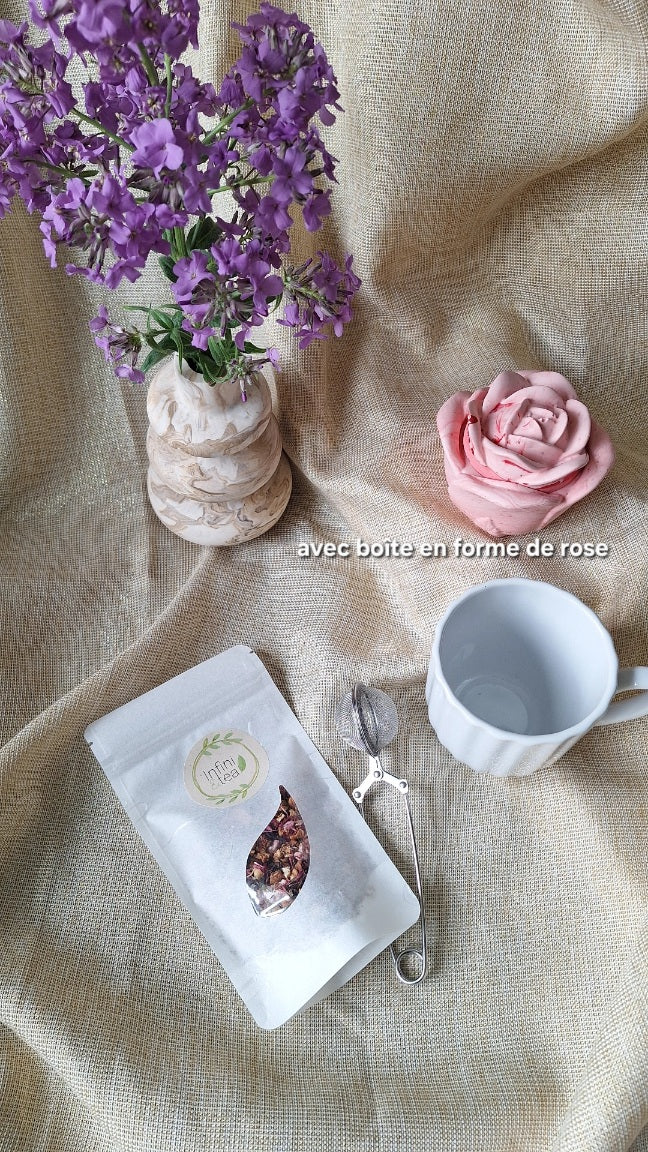 Au nom de la rose boîte fleur