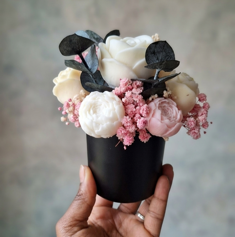 Bouquet de fondant pot en verre noir élégant bouquet personnalisable parfum coloris fleur fleurs séchées