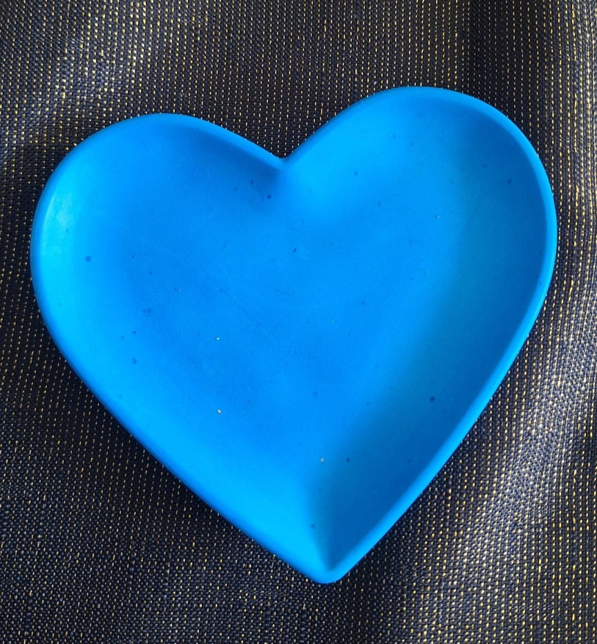 Coeur bleu en jesmonite