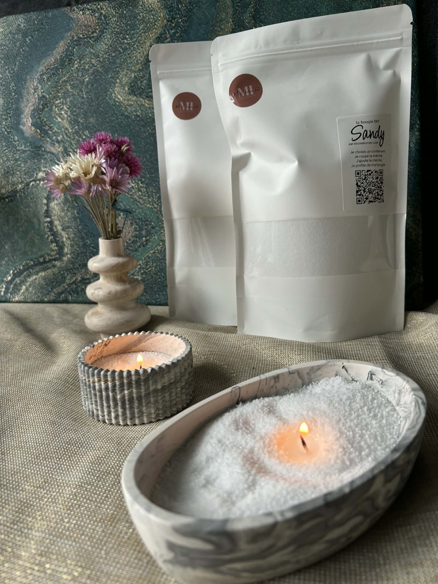 Comme la bougie poudrée paris sandy la bougie diy transforme tout contenant en bougie unique